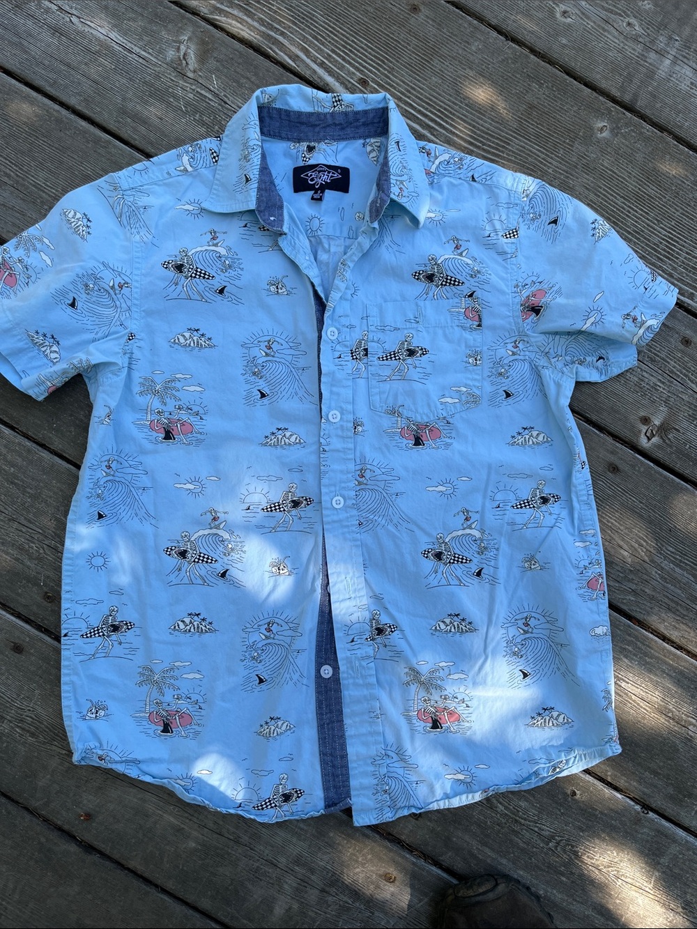 Eighty Eight Light Blue Short-Sleeve Button-Down with Surfing Print